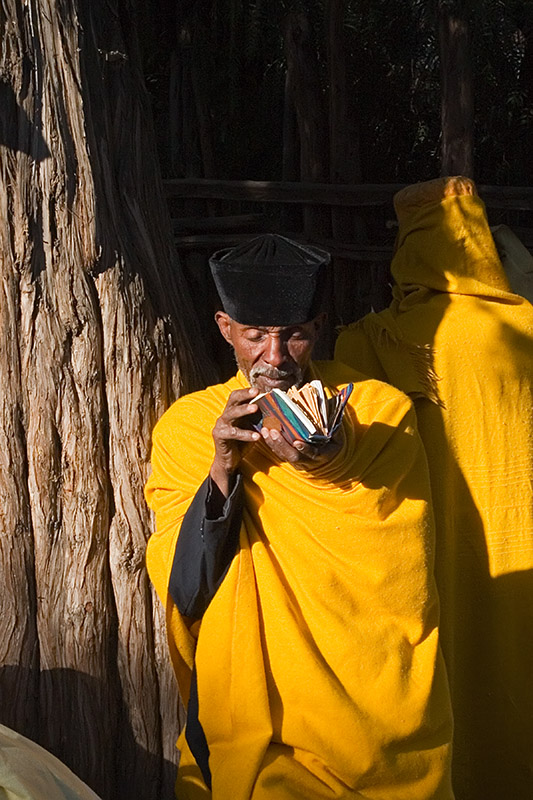 5   Priest   Lalibela